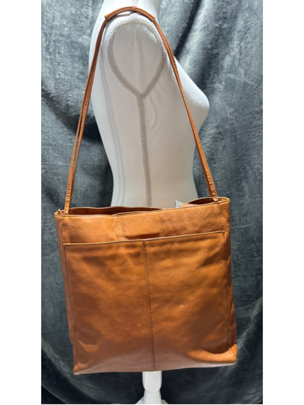 Vintage Hobo THE ORIGINAL Tan Leather Medium Organizer Tote Purse Handbag 90s - Picture 2 of 11